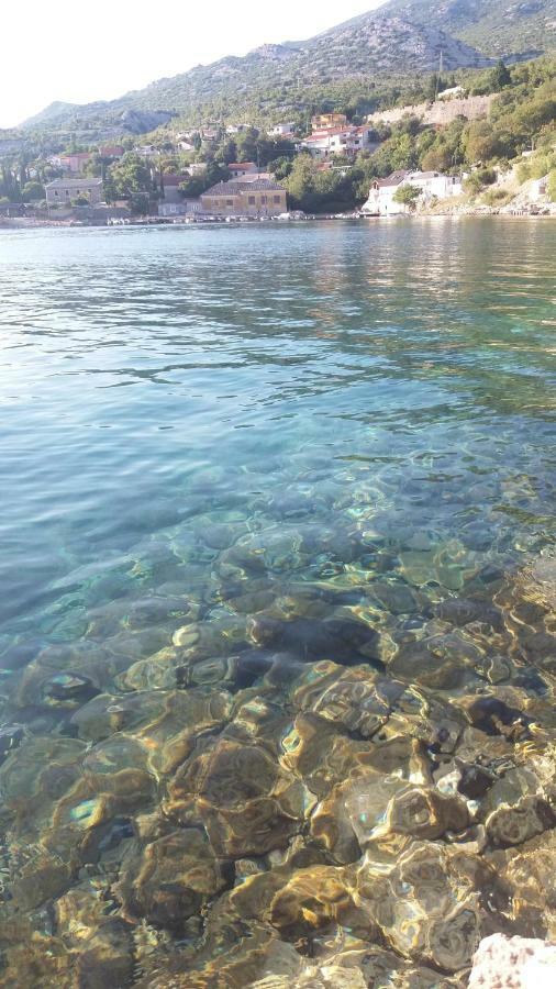Apartman Zahira Karlobag Bagian luar foto